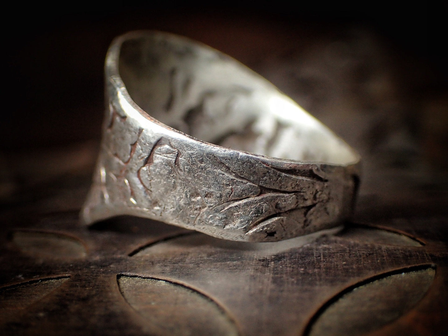 Wide and Wavy ‘Piece of 8’ ~ Stylish ring for a Pirate ~ US Size 8