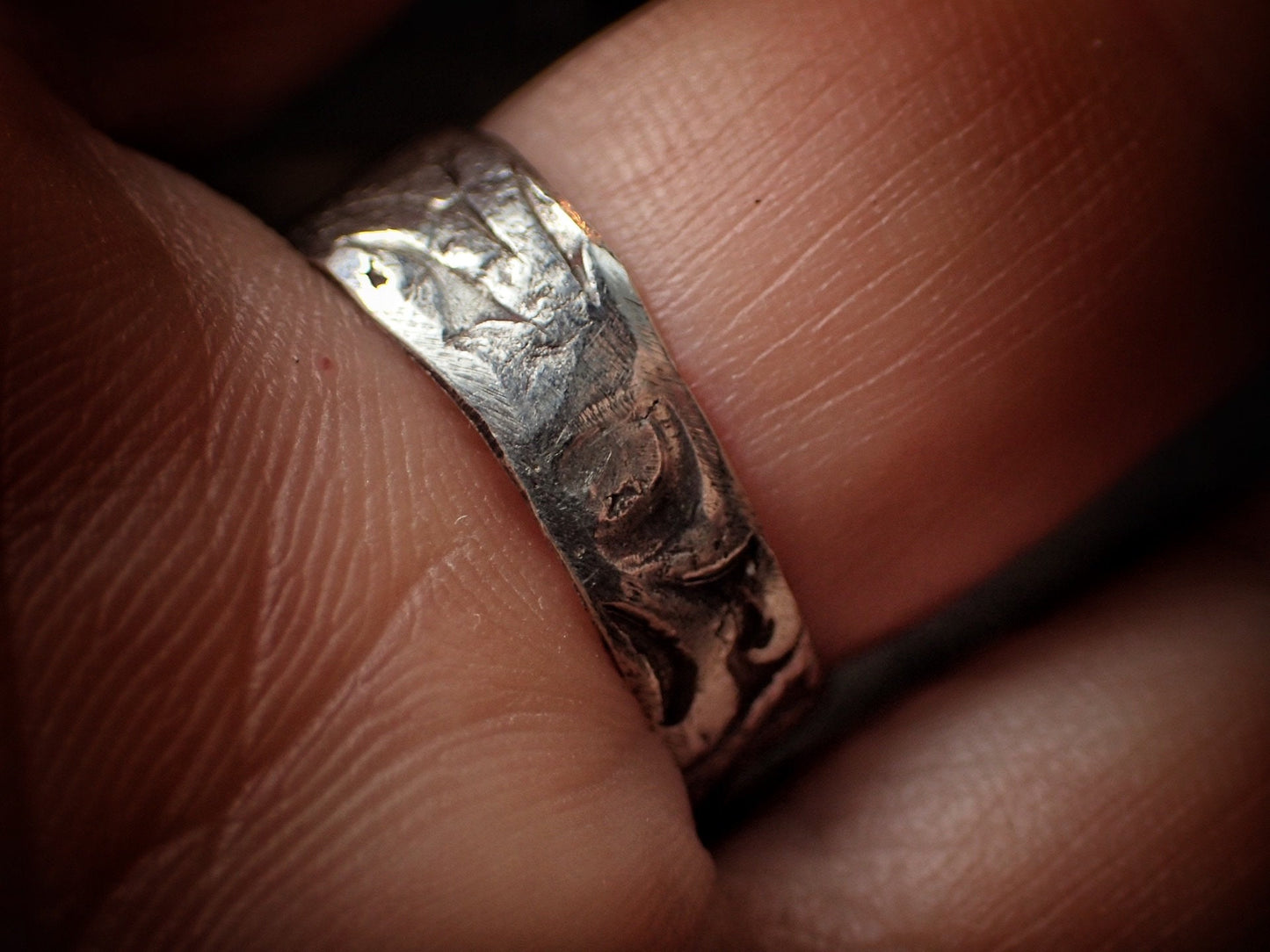 Wide and Wavy ‘Piece of 8’ ~ Stylish ring for a Pirate ~ US Size 8