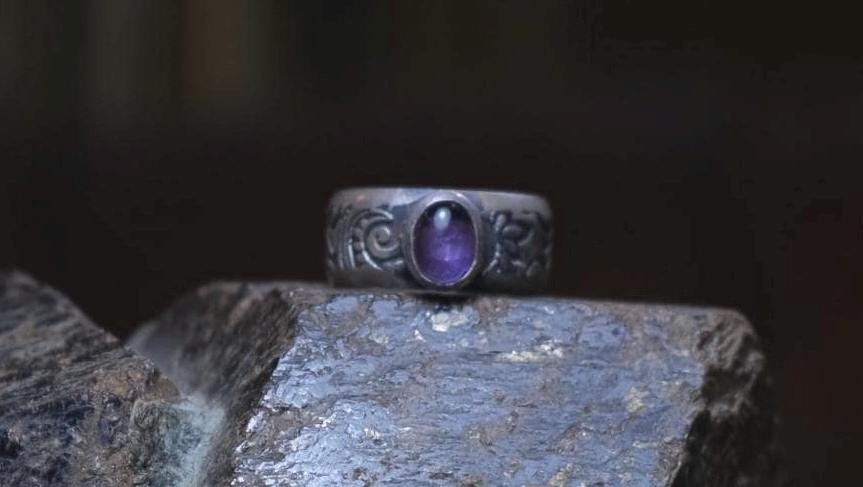 Natural Amethyst Set on Paisley Textured Wide Banded Sterling Silver Ring US Size 6 3/4