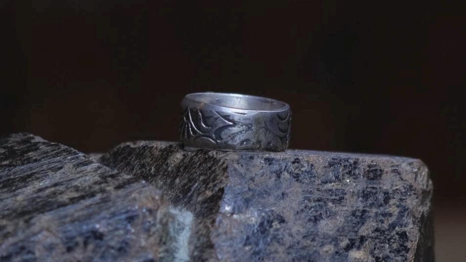 Natural Amethyst Set on Paisley Textured Wide Banded Sterling Silver Ring US Size 6 3/4