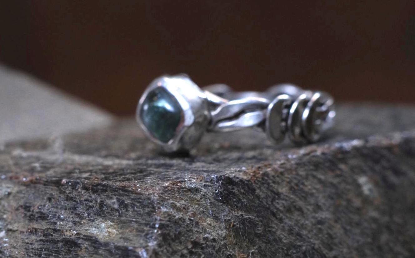 Green Tourmaline and Braided Sterling Silver Ring Size 7