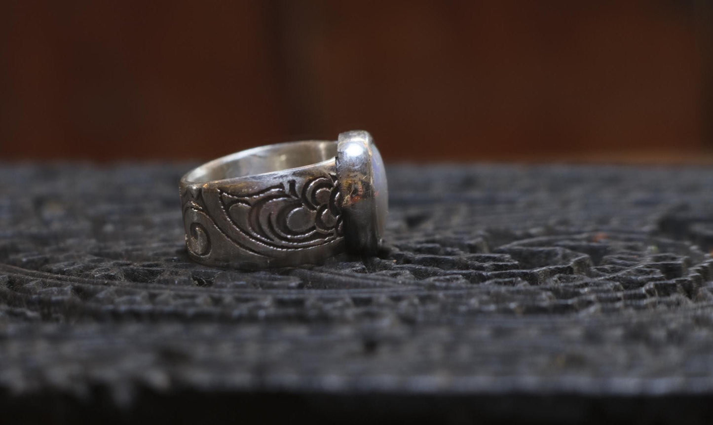 Coober Pedy White Opal Wide Banded Paisley Textured Sterling Silver Ring US Size 5.5