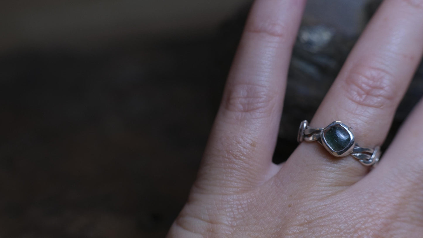 Green Tourmaline and Braided Sterling Silver Ring Size 7