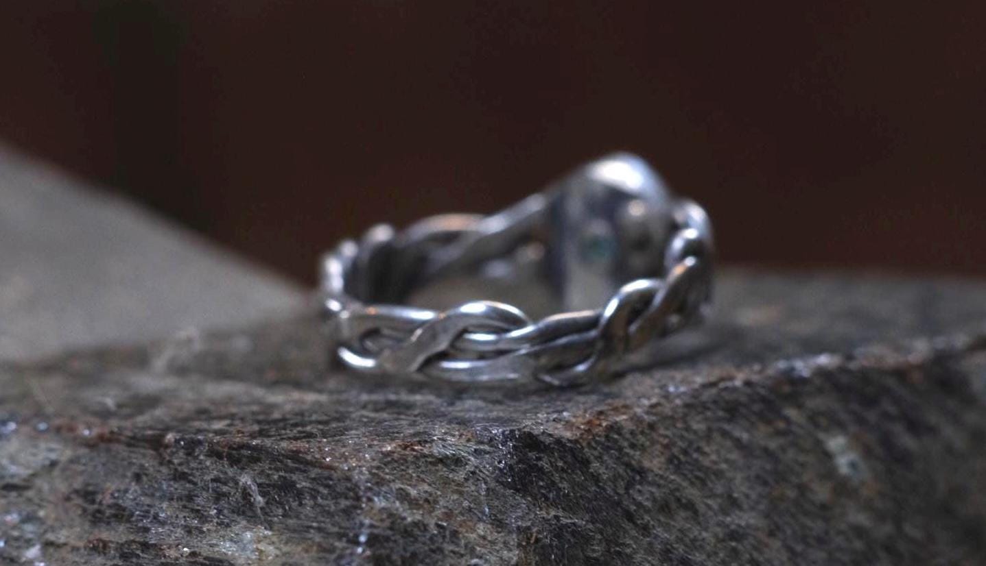 Green Tourmaline and Braided Sterling Silver Ring Size 7