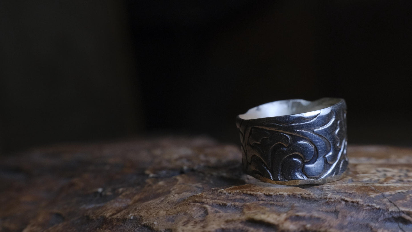 Arabesque Motif Pirate Treasure Sterling Silver Ring US Size 7