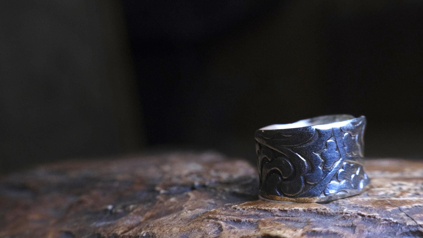 Arabesque Motif Pirate Treasure Sterling Silver Ring US Size 7