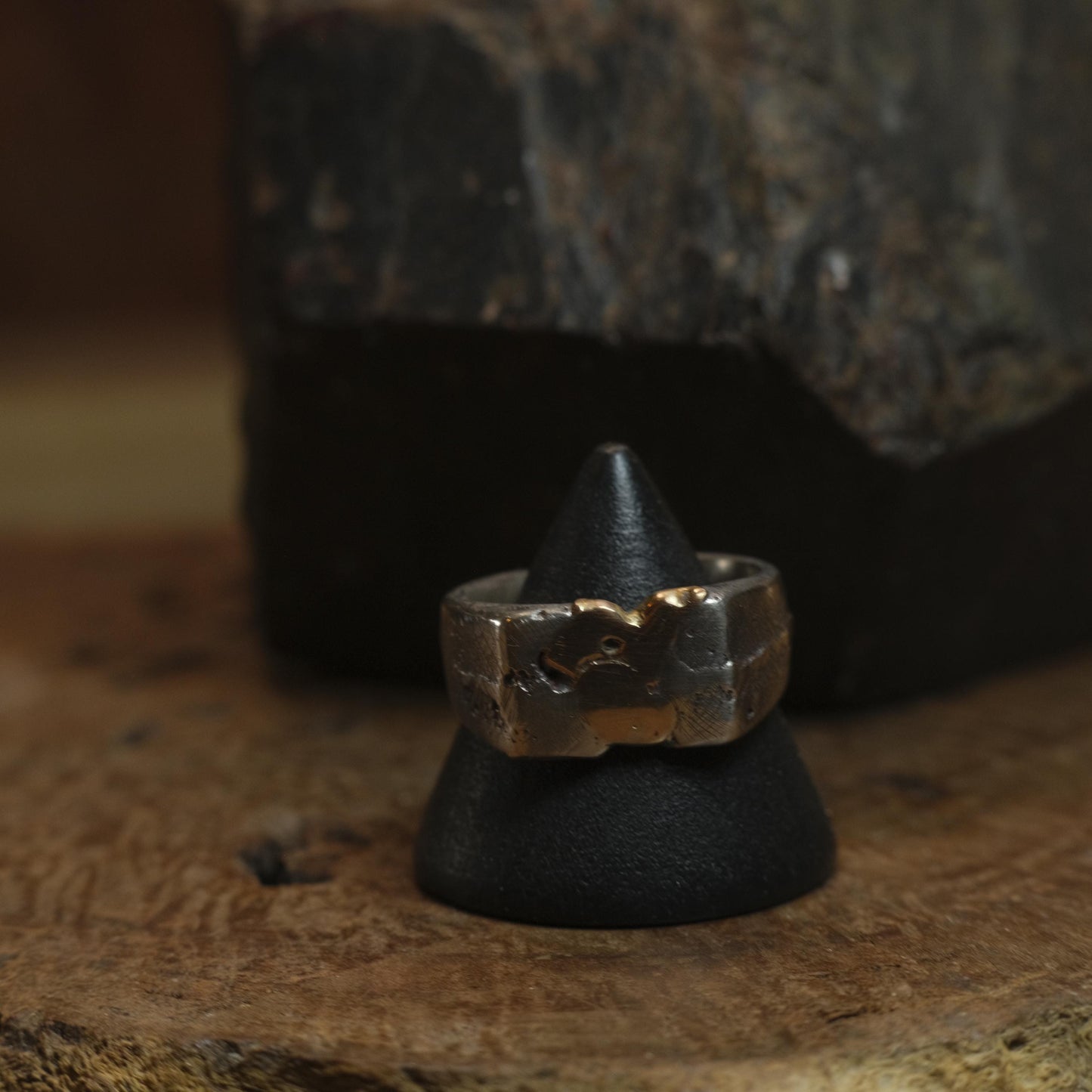 Handcrafted 9ct Yellow Gold and Sterling Silver Signet ring US Size 9.5