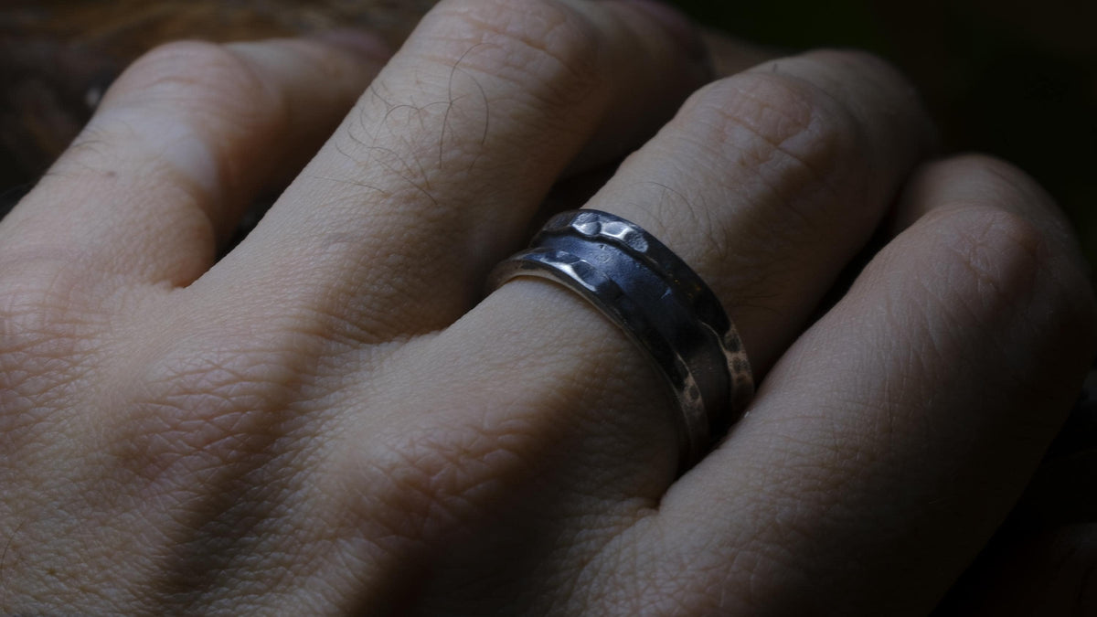 The Valley Hammered Sterling Silver Wide Banded Ring Size 10