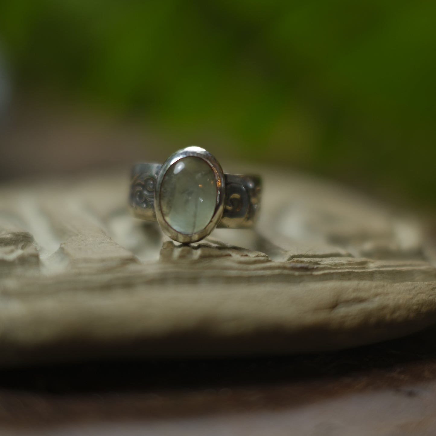 Prehnite and Sterling Silver Wide Banded Paisley Ring US Size 9