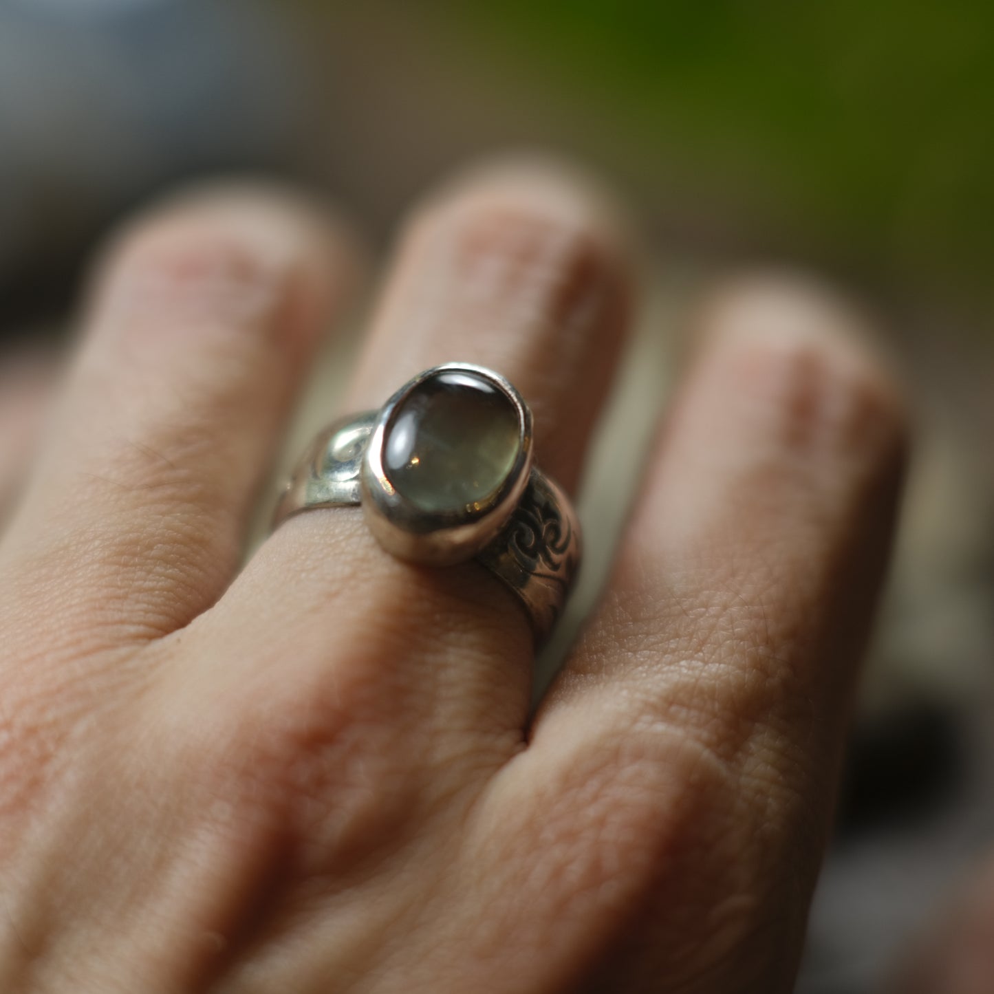 Prehnite and Sterling Silver Wide Banded Paisley Ring US Size 9