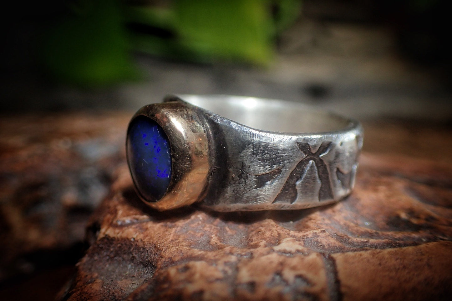Electric Blue Solid Lightning Ridge Black Opal in Chunky Textured Gold and Silver Ring ~ Band US Size