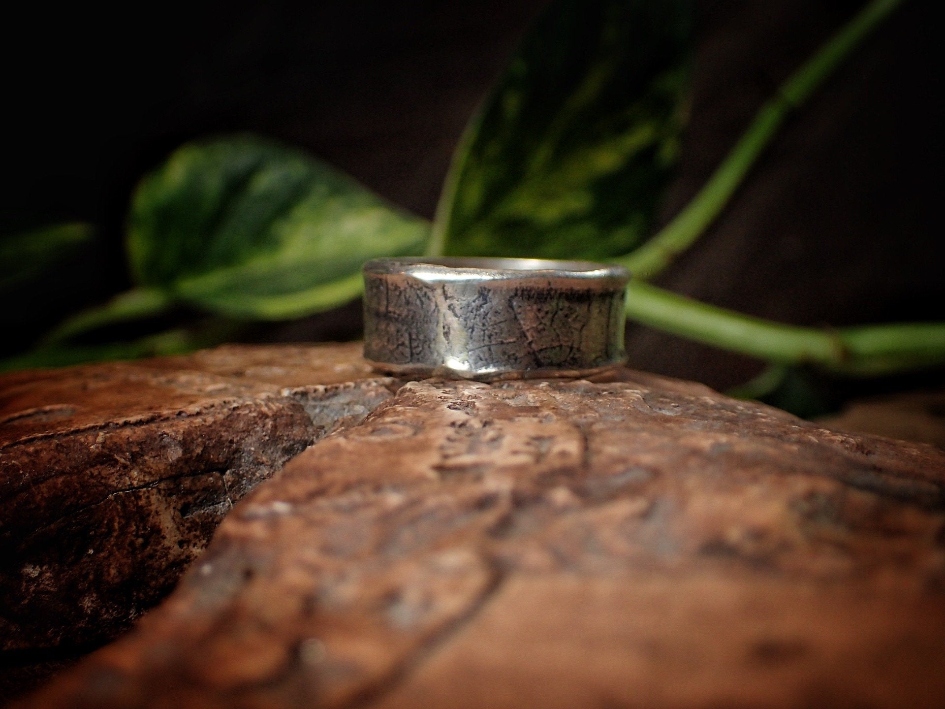 Silver Leaf Textured Ring / Band, US size 12