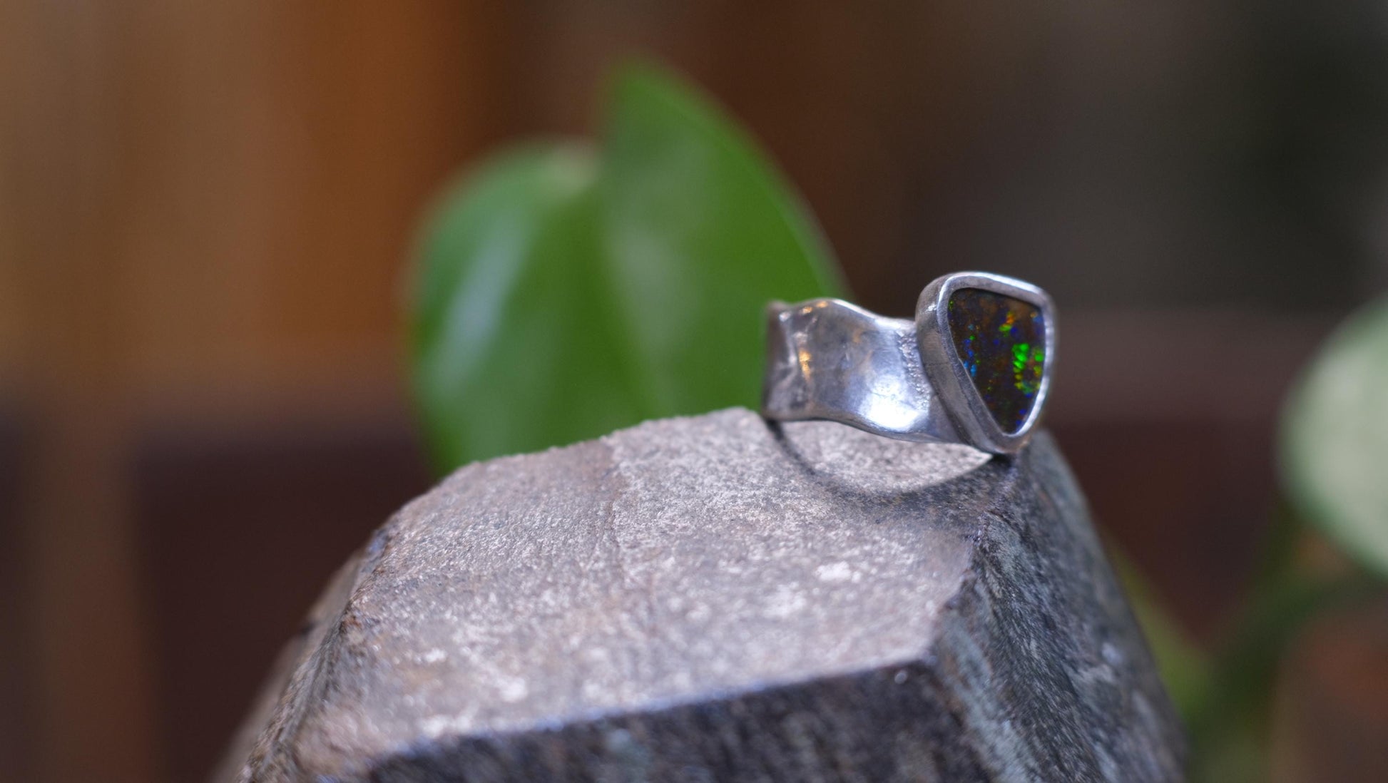 Dazzling Australian Boulder Opal on Asymetrical Sterling Silver RIng Size 10
