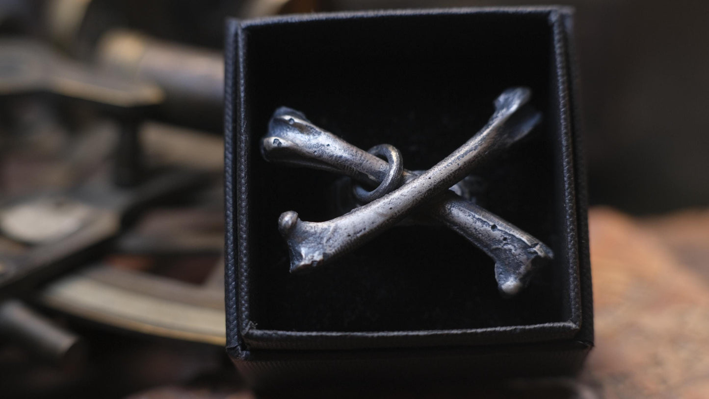 Sterling Silver Crossbones Ring