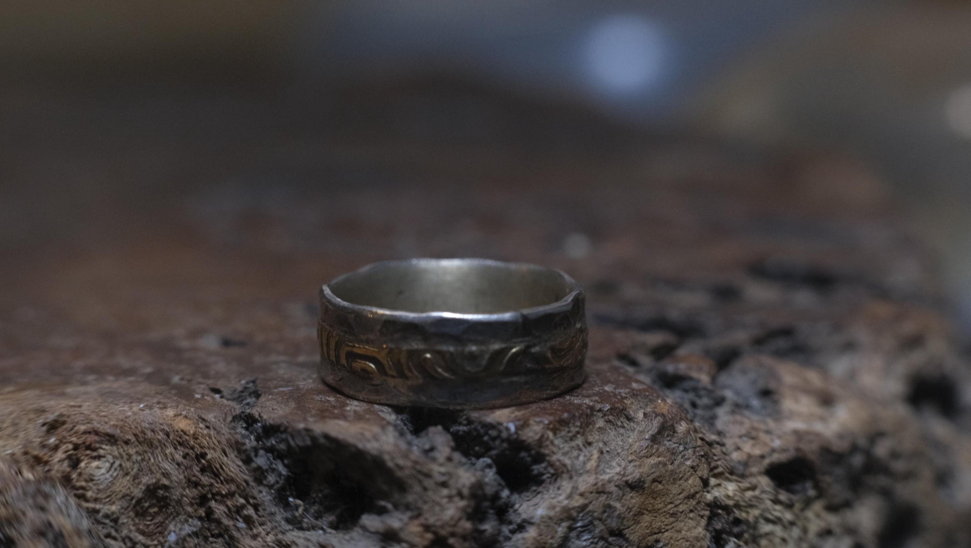 READY: OOAK Songlines Sterling Silver and 9ct Gold Ring with Size 7