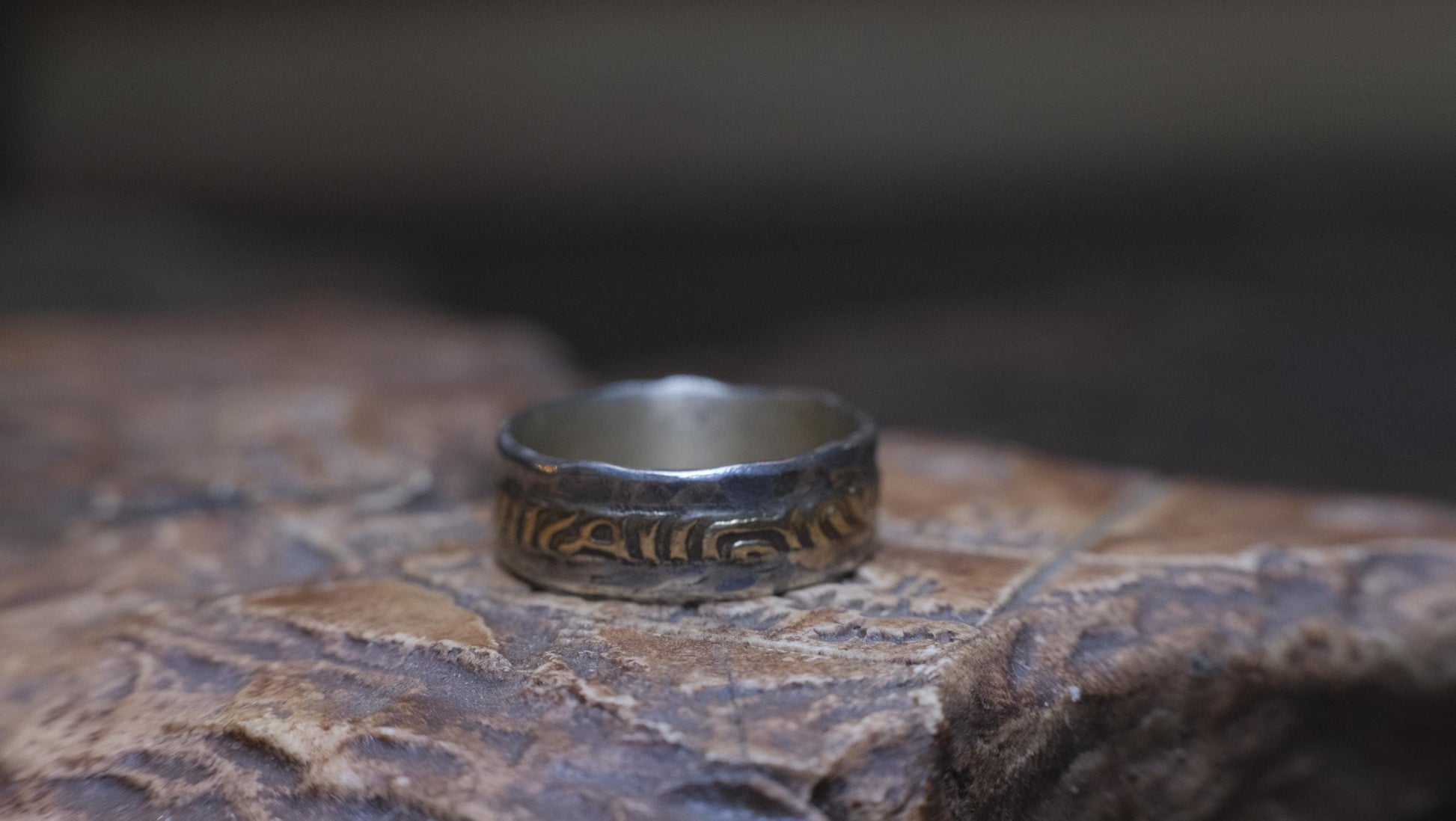 READY: OOAK Songlines Sterling Silver and 9ct Gold Ring with Size 7
