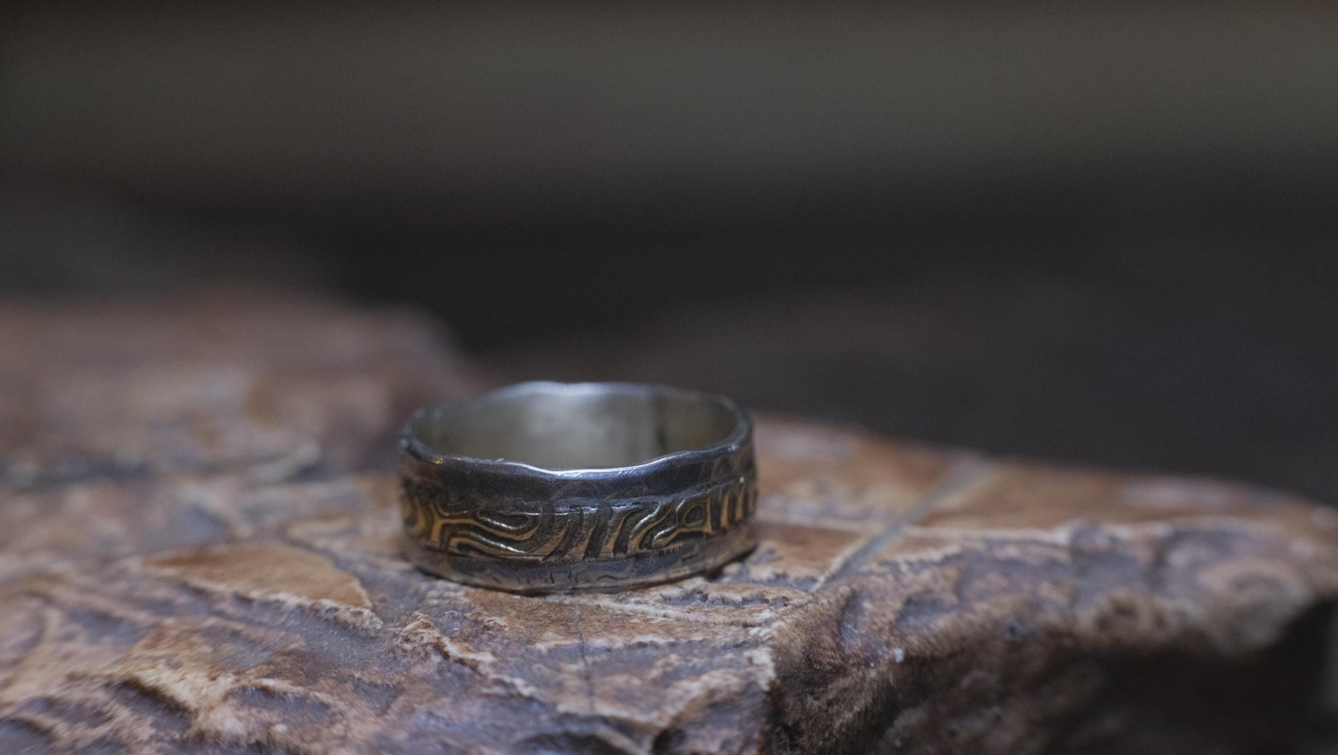 READY: OOAK Songlines Sterling Silver and 9ct Gold Ring with Size 7