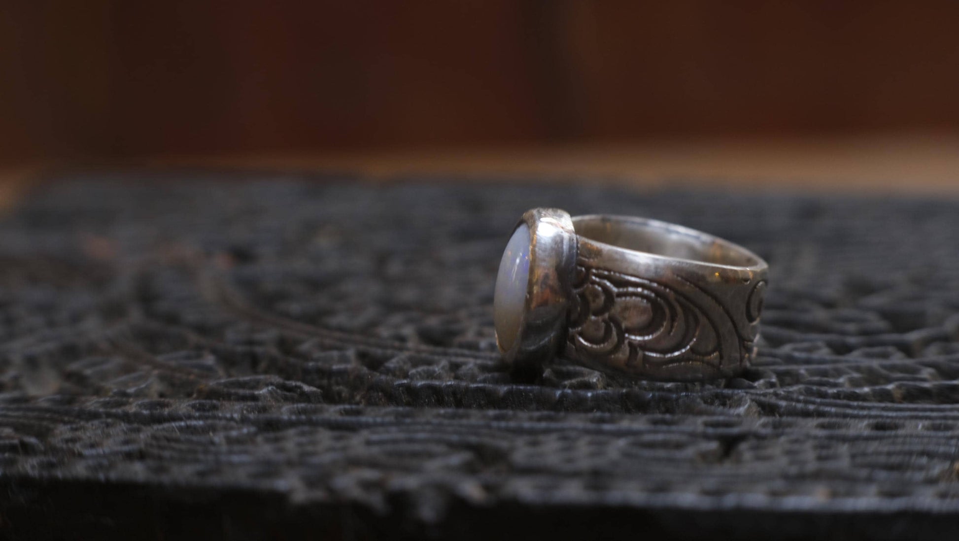 Coober Pedy White Opal Wide Banded Paisley Textured Sterling Silver Ring US Size 5.5