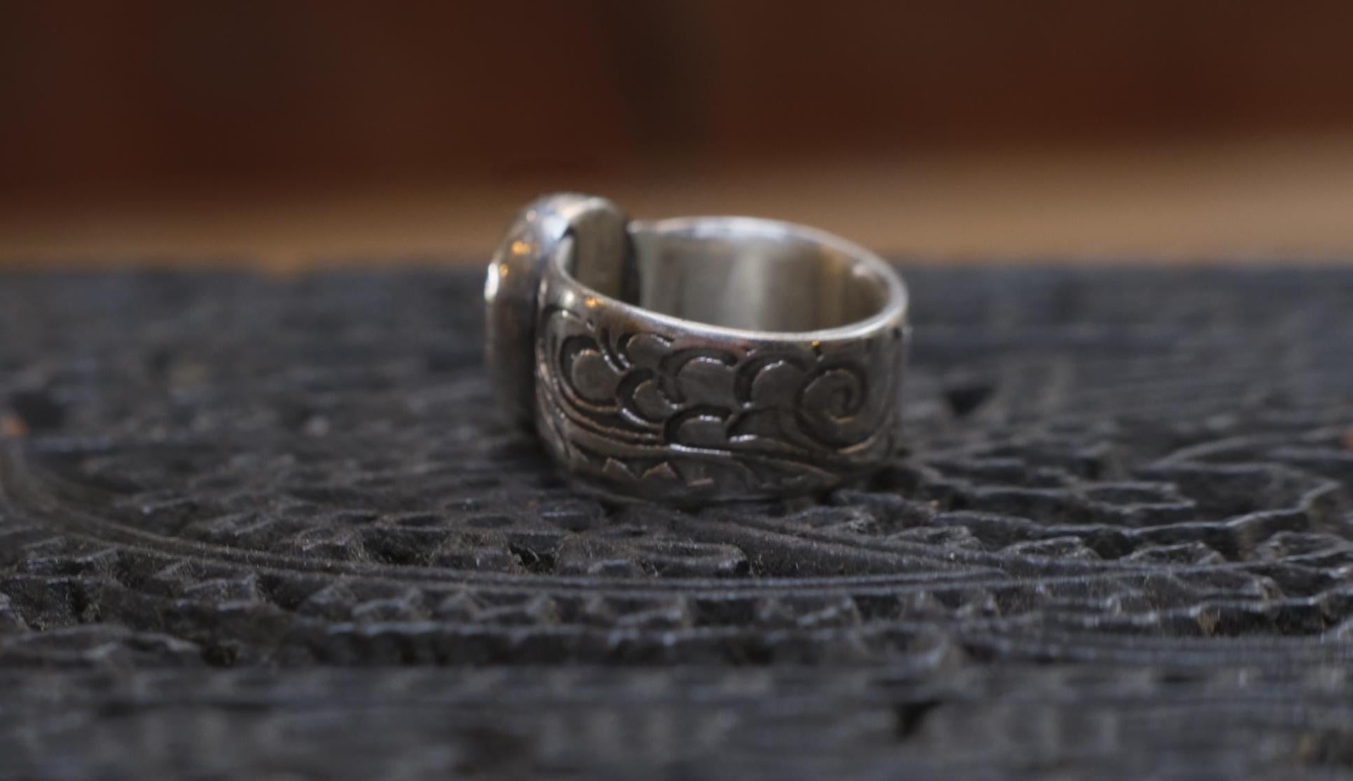 Coober Pedy White Opal Wide Banded Paisley Textured Sterling Silver Ring US Size 5.5