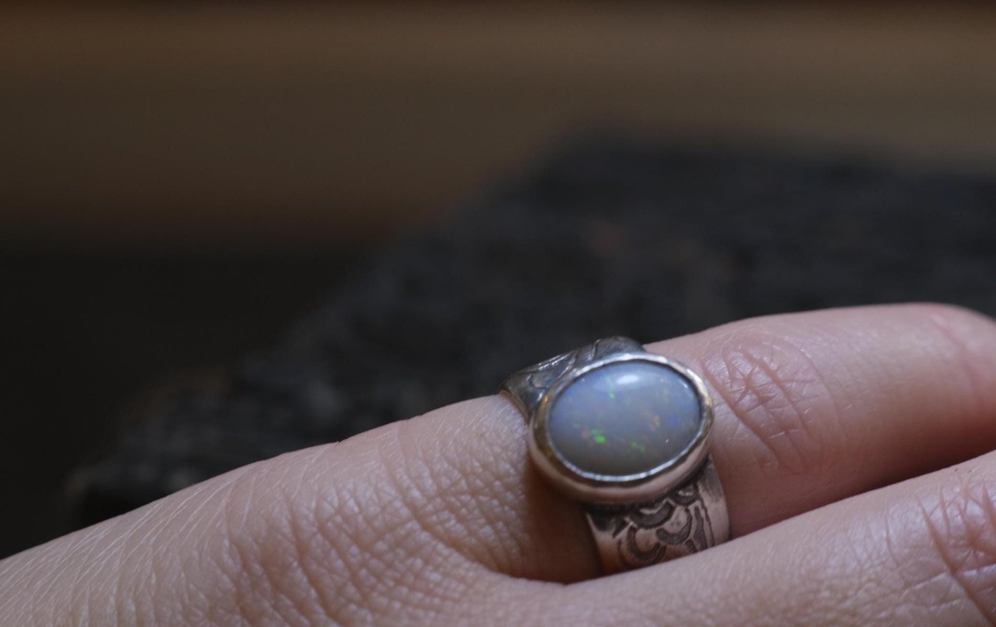 Coober Pedy White Opal Wide Banded Paisley Textured Sterling Silver Ring US Size 5.5
