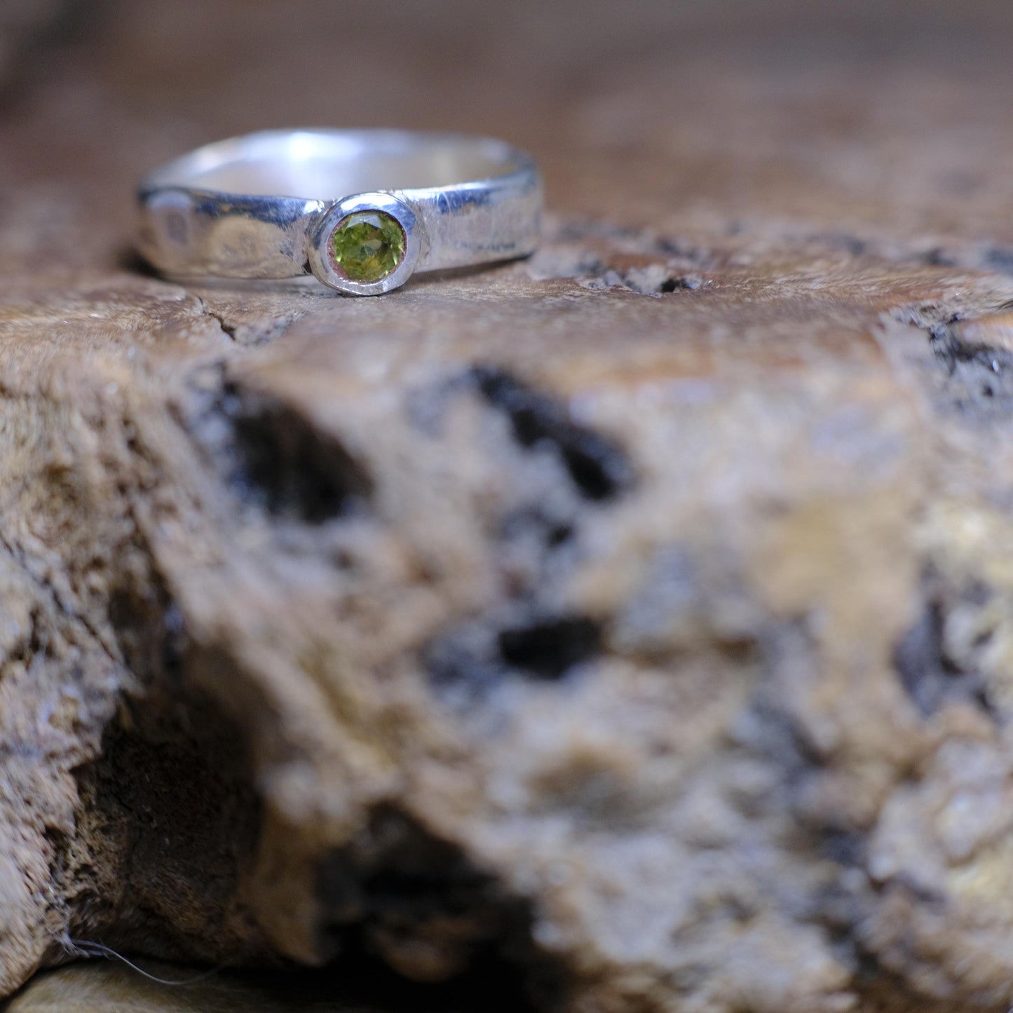 Hand Crafted Peridot and Sterling Silver Hammered Ring US Size 7.5