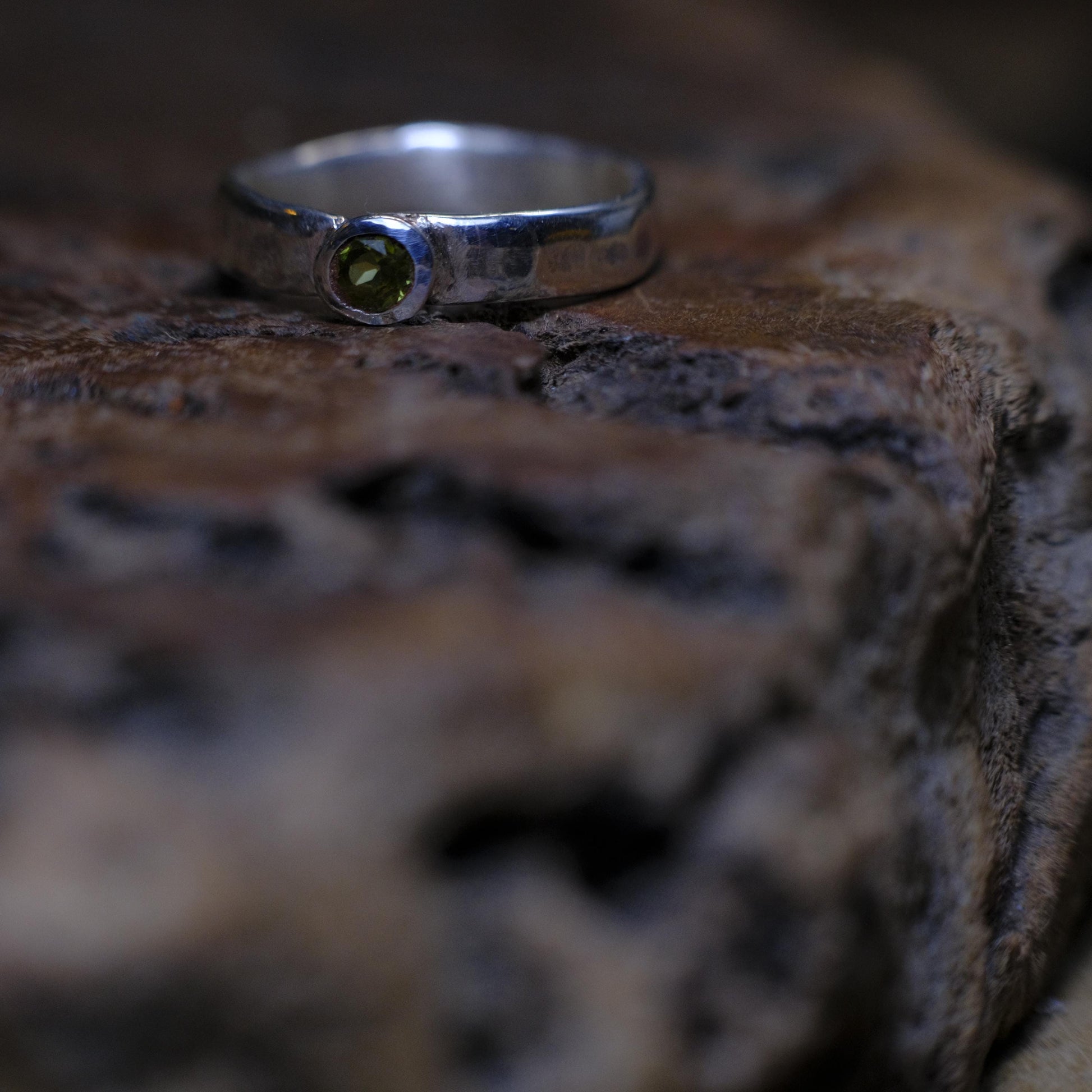 Hand Crafted Peridot and Sterling Silver Hammered Ring US Size 7.5