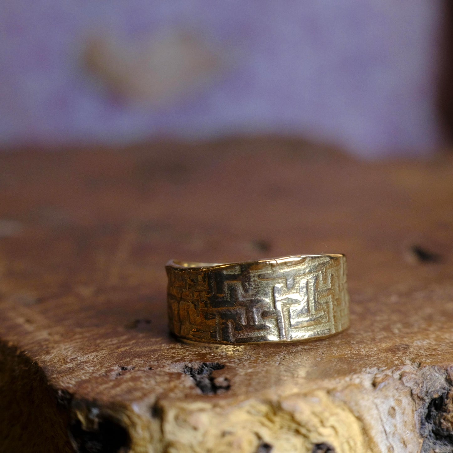 Geometric Design 9ct Yellow Gold Ring US Size 10.5