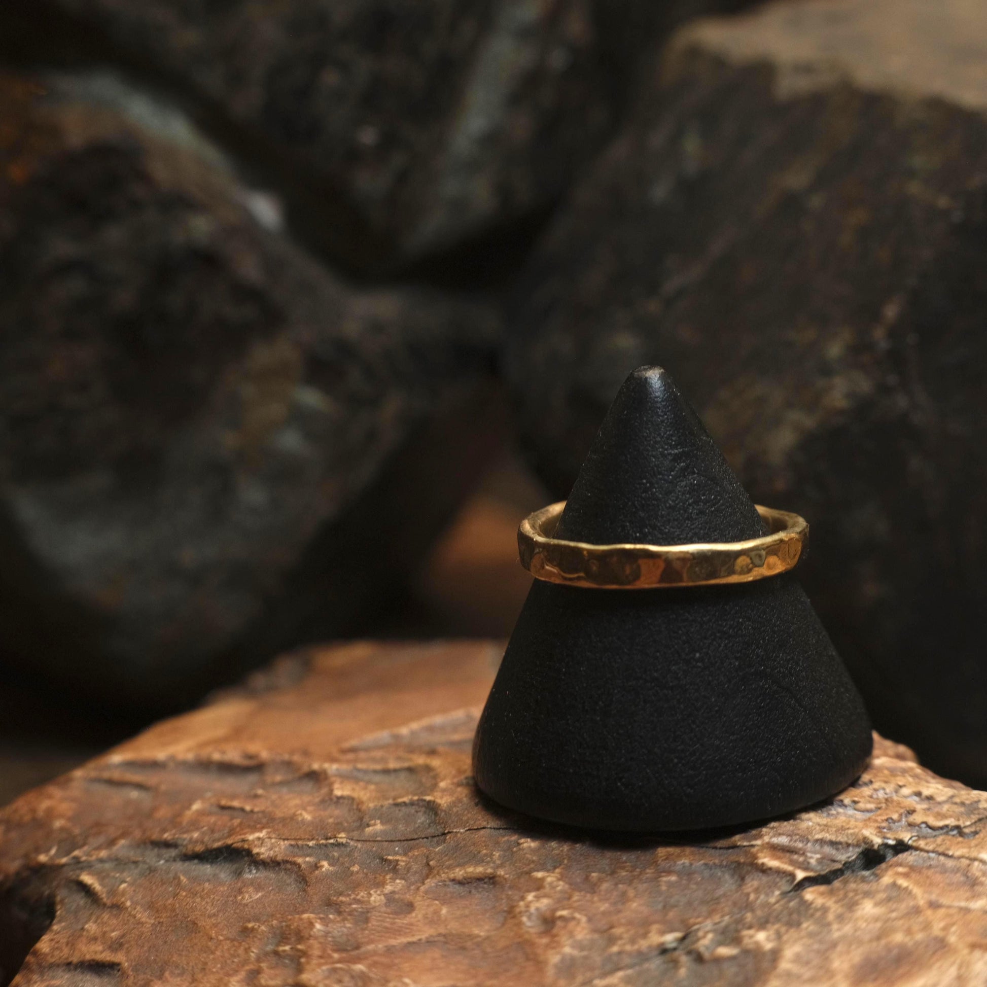 Gold Wedding Band Set 9ct Hammered Gold Ring / Custom made to size