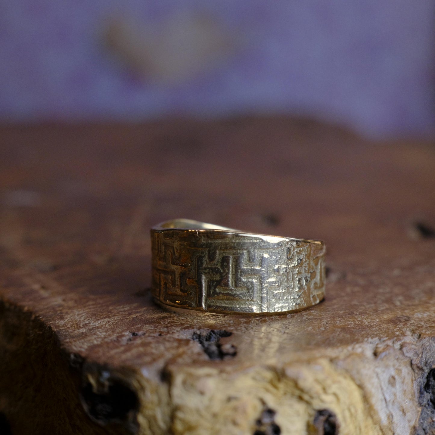 Geometric Design 9ct Yellow Gold Ring US Size 10.5