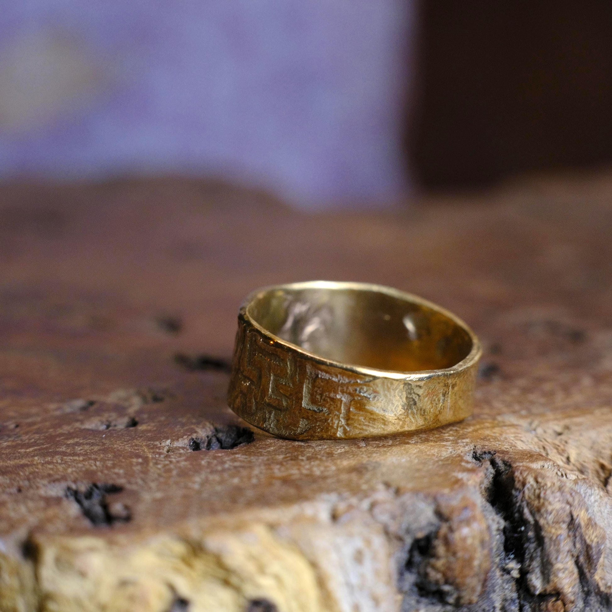 Geometric Design 9ct Yellow Gold Ring US Size 10.5