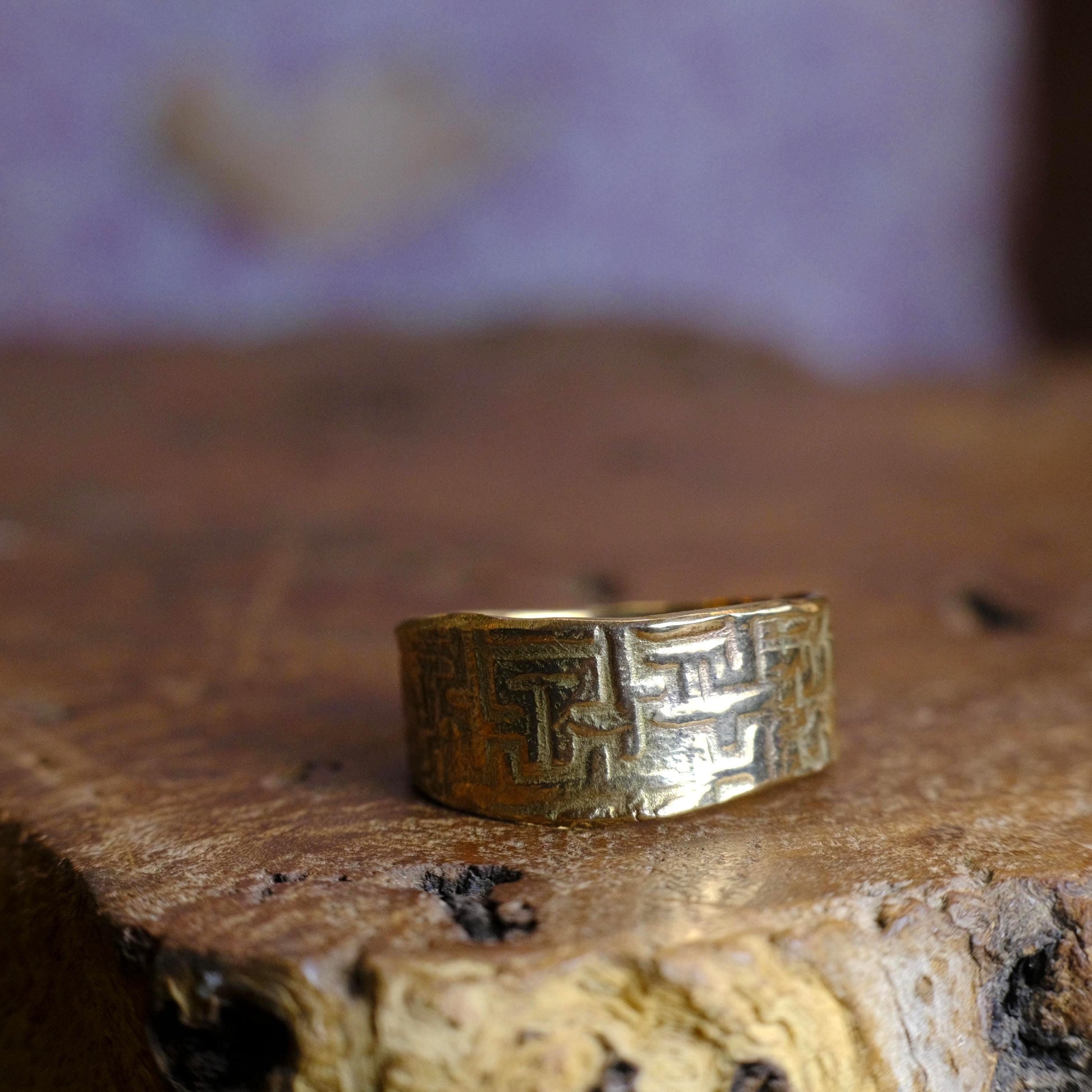 Geometric Design 9ct Yellow Gold Ring US Size 10.5