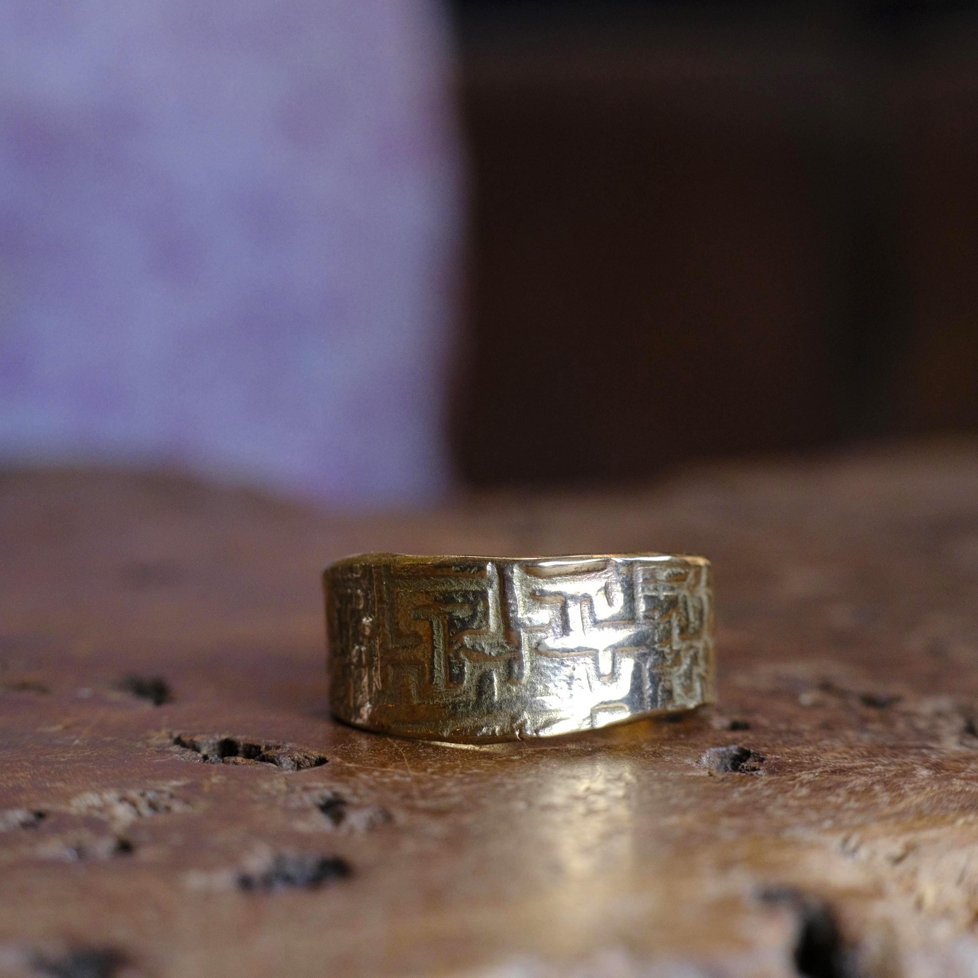 Geometric Design 9ct Yellow Gold Ring US Size 10.5