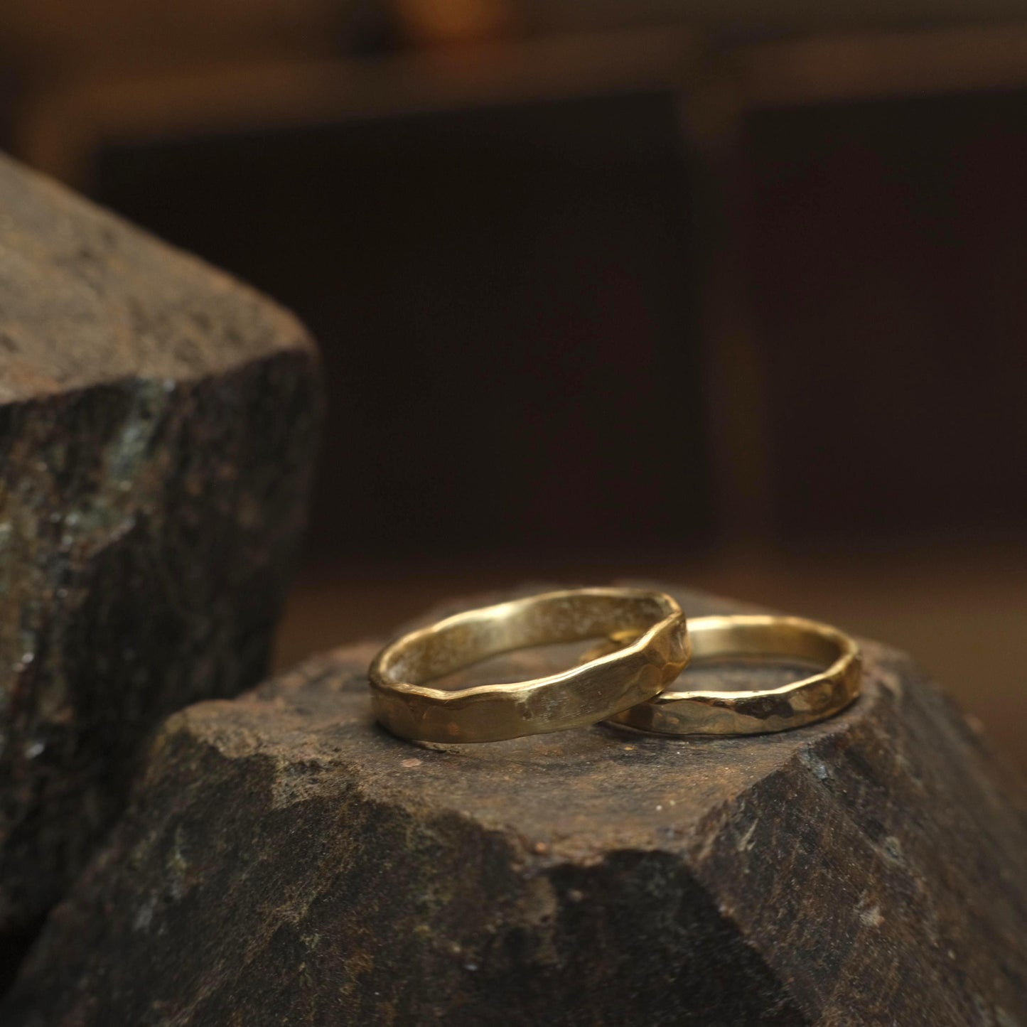 Gold Wedding Band Set 9ct Hammered Gold Ring / Custom made to size