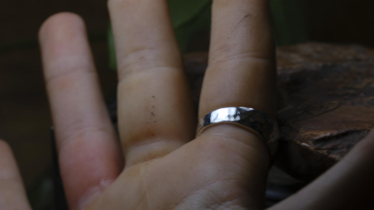 Shiny Hammered Sterling Silver Ring US Size 9
