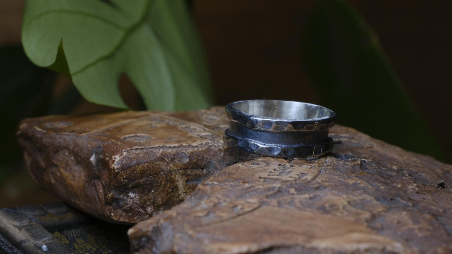 The Valley Hammered Sterling Silver Wide Banded Ring Size 10