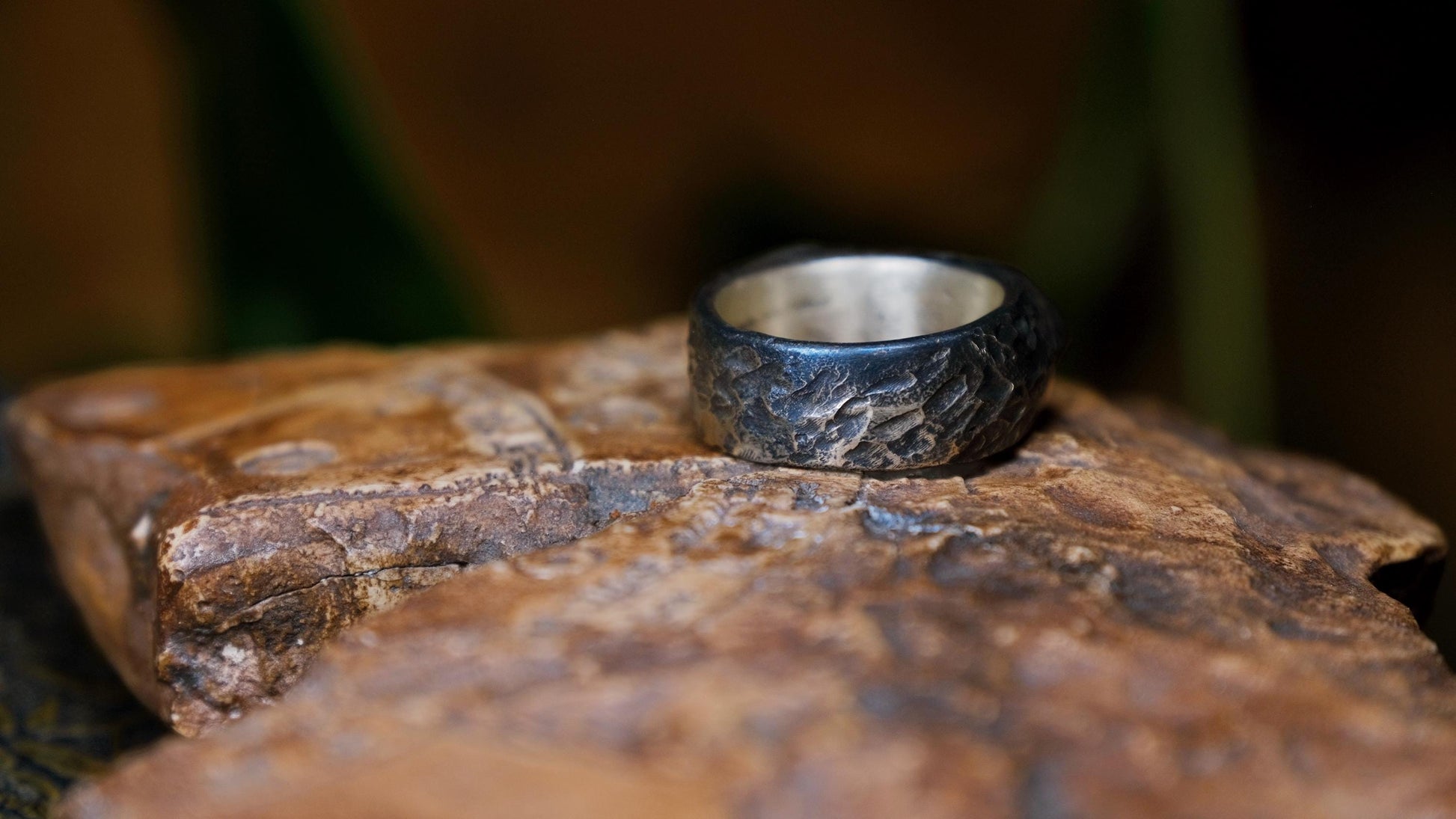 Pointed Rugged Chunky Gnarly Textured Signet Ring in Sterling Silver US Size 8