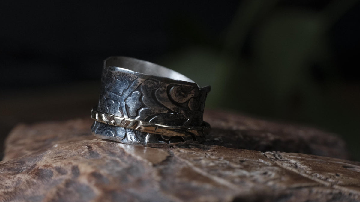 Pirate Style Silver and 9ct Yellow Gold Spinner Ring Band US Size 9.5