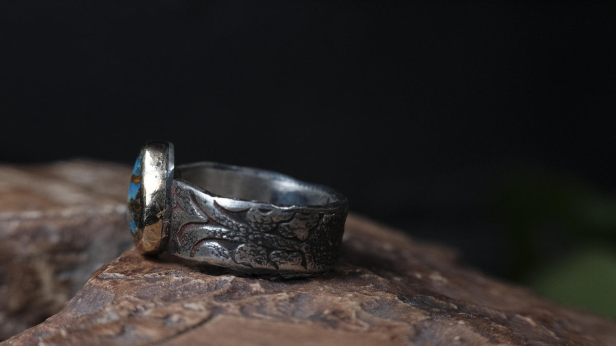 Australian opalised wood fossil ring in 9ct yellow gold and textured sterling silver, size 9
