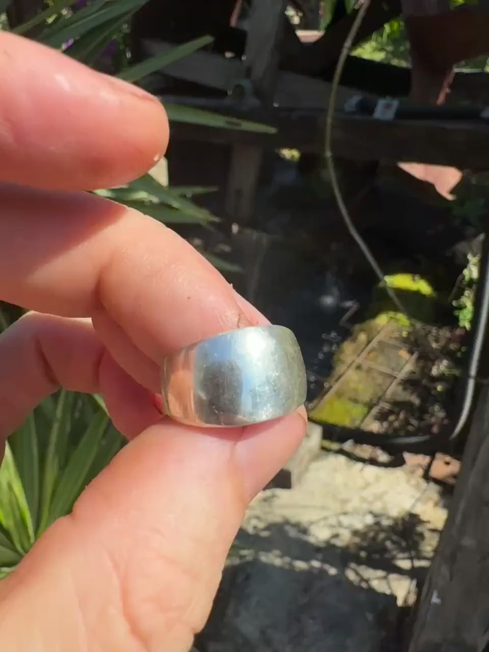 Shiny Sterling Silver Ring US Size 7